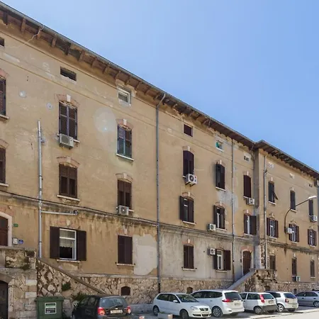 Croadria * Pula